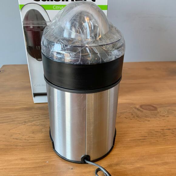 Cuisinart Citrus Juicer Pulp Control Model CCJ- 500 Adjustable NIB - Picture 7 of 16